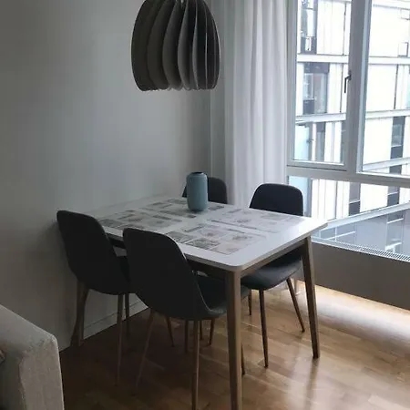 Apartament New 2 Bed In The Heart Of